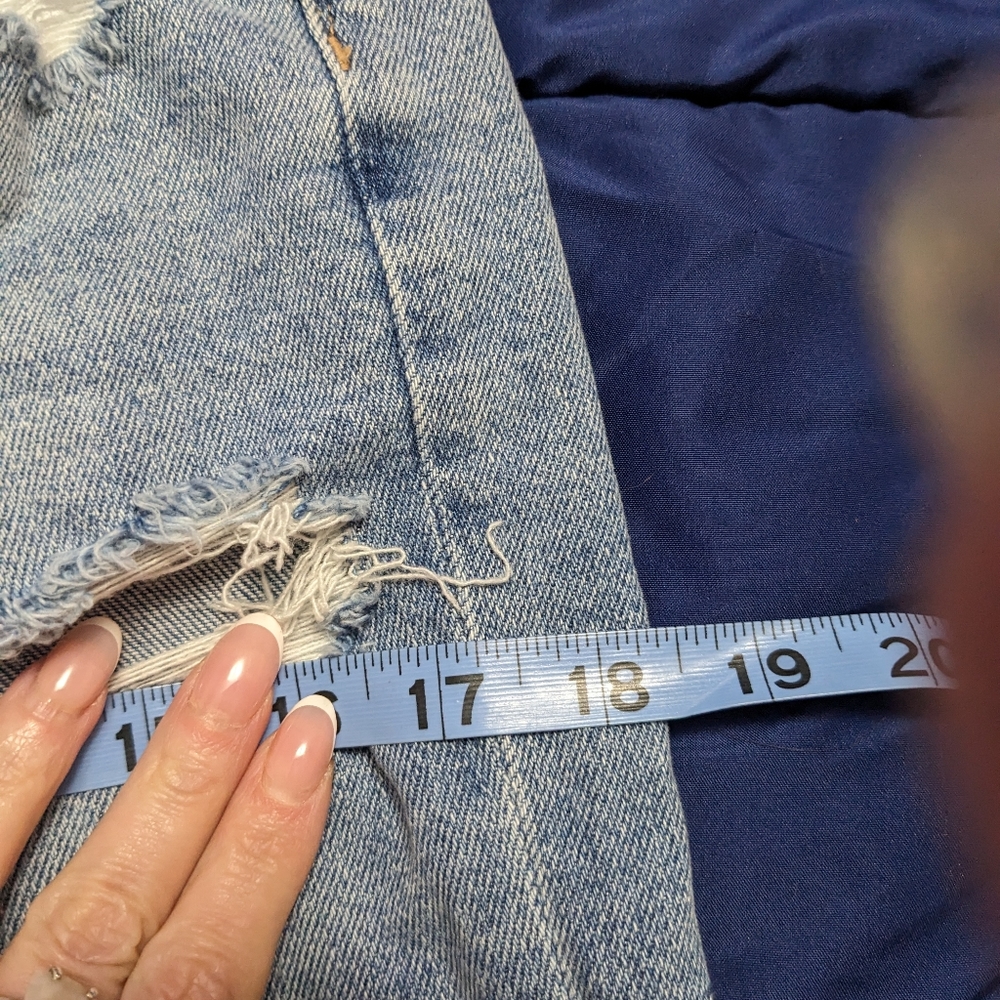 American eagle mom jeans destroyed with back of thigh slit - Picture 10 of 16